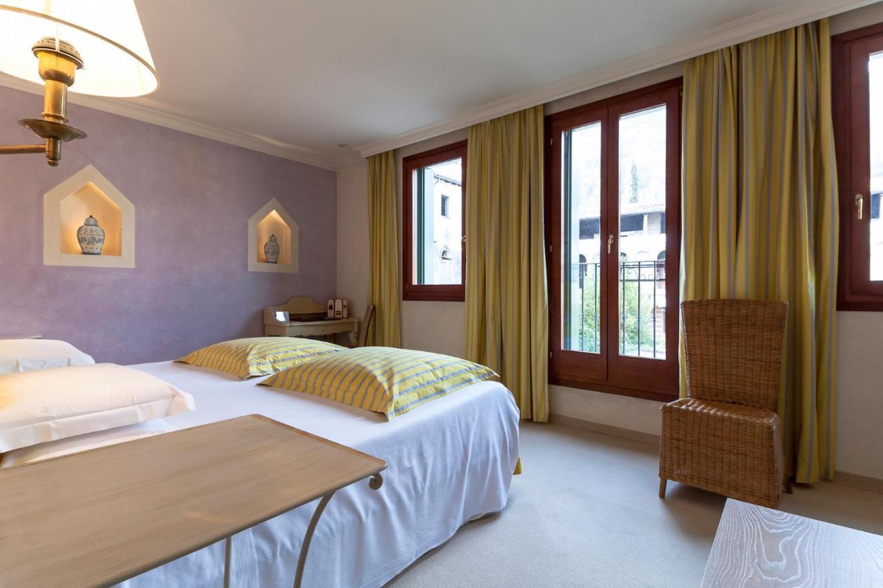Charming Hotel Dei Chiostri Follina Luaran gambar